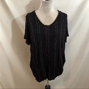 Apt 9 Black Short Sleeve Top With Pink/purple Design - Women’s 1X, Bust 23.5”